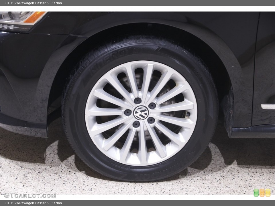 2016 Volkswagen Passat SE Sedan Wheel and Tire Photo #146057372