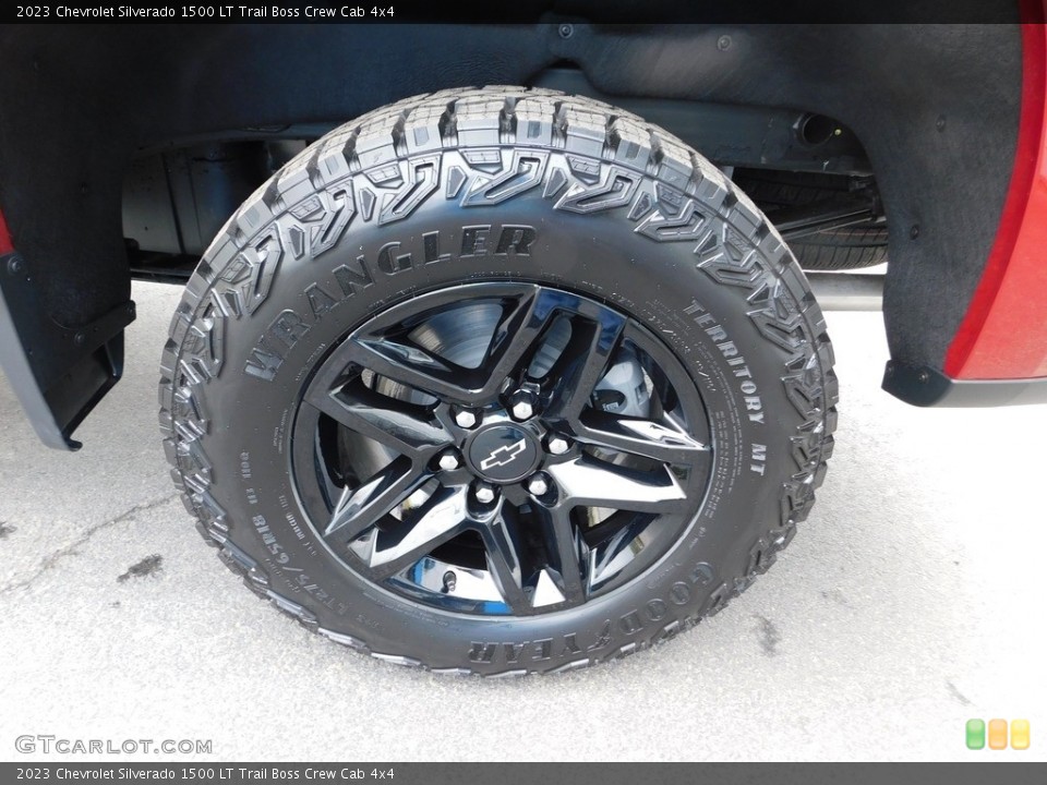 2023 Chevrolet Silverado 1500 LT Trail Boss Crew Cab 4x4 Wheel and Tire Photo #146062341