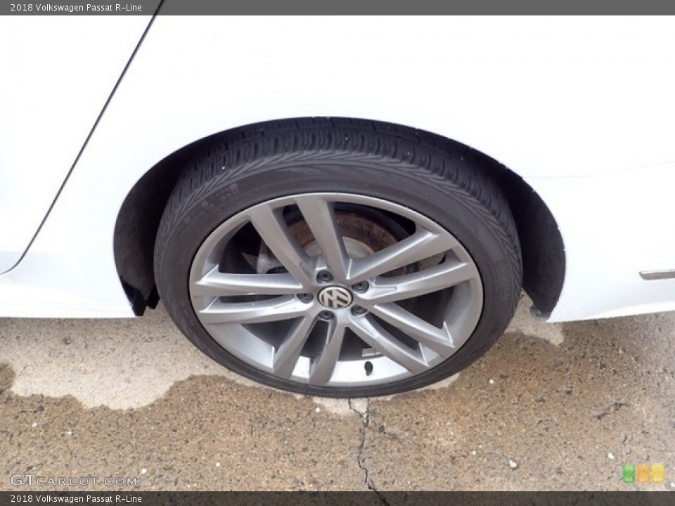 2018 Volkswagen Passat R-Line Wheel and Tire Photo #146105878