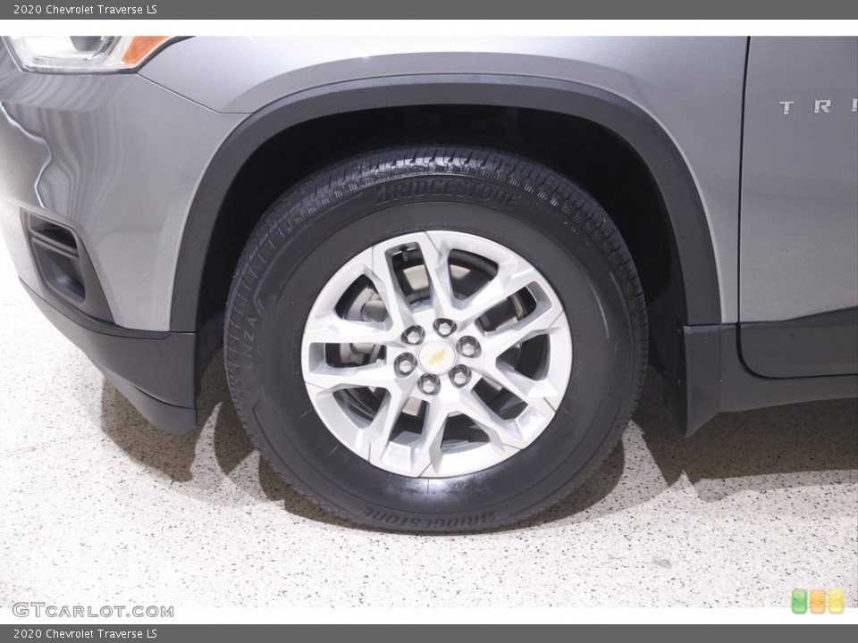 2020 Chevrolet Traverse LS Wheel and Tire Photo #146125349