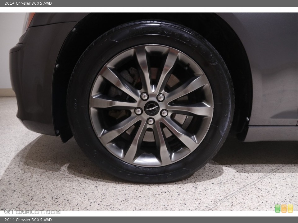2014 Chrysler 300 S AWD Wheel and Tire Photo #146135418