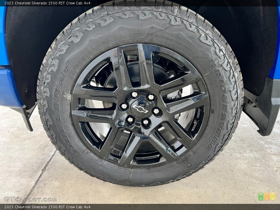 2023 Chevrolet Silverado 1500 RST Crew Cab 4x4 Wheel and Tire Photo #146146251