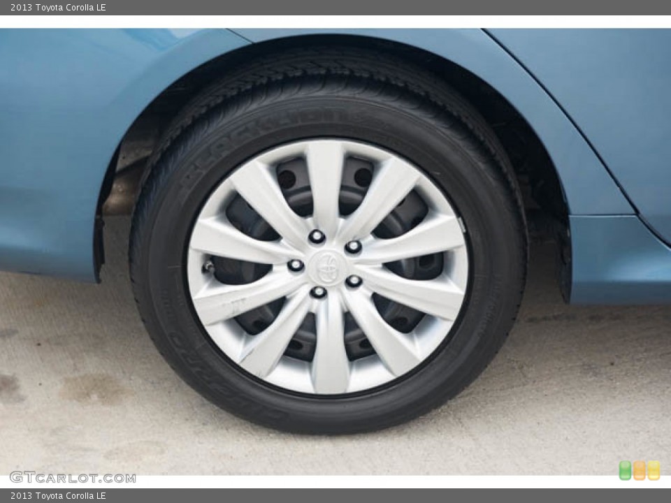 2013 Toyota Corolla LE Wheel and Tire Photo #146188193