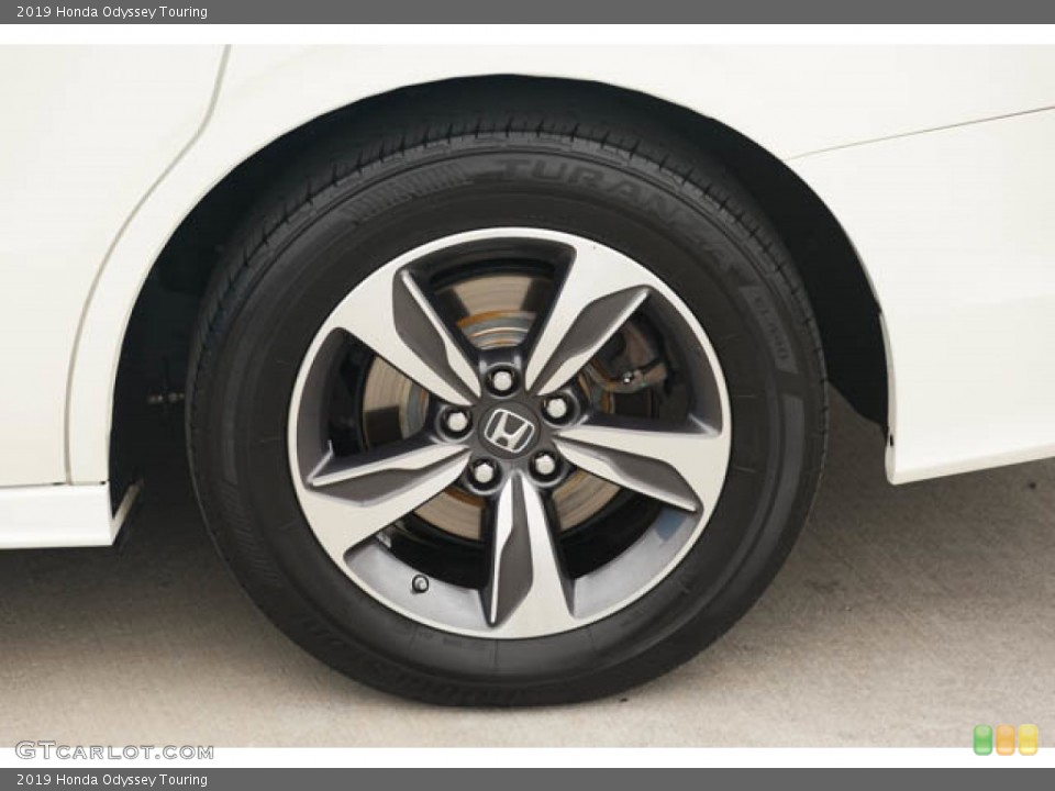 2019 Honda Odyssey Touring Wheel and Tire Photo #146194593