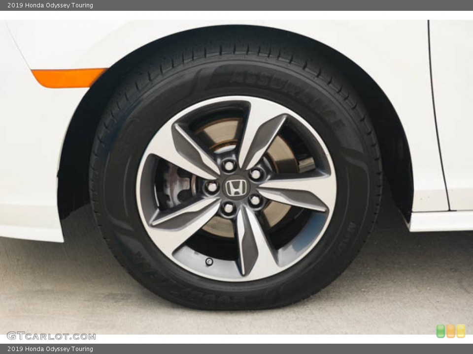 2019 Honda Odyssey Touring Wheel and Tire Photo #146194611