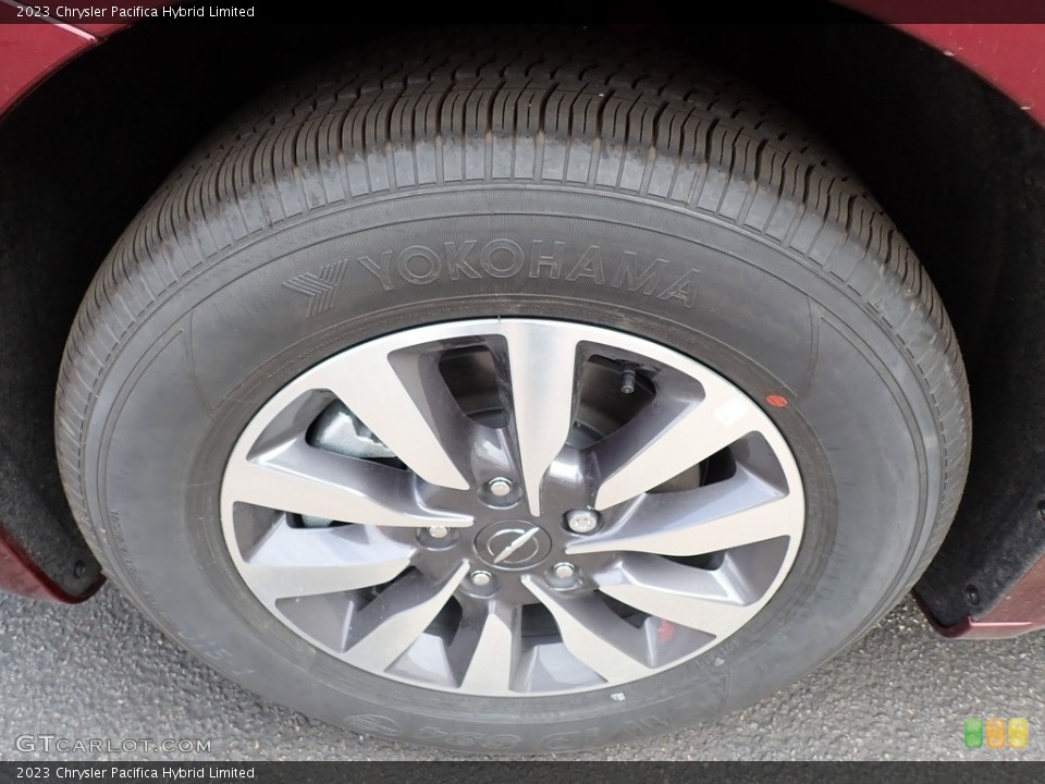 2023 Chrysler Pacifica Hybrid Limited Wheel and Tire Photo #146229060