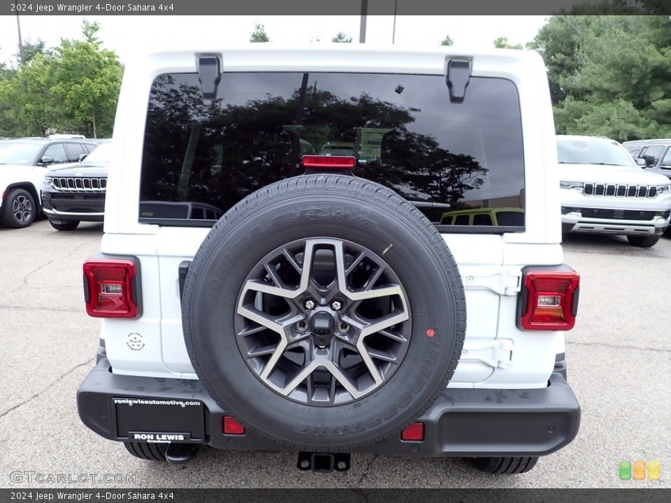 2024 Jeep Wrangler 4-Door Sahara 4x4 Wheel and Tire Photo #146229525