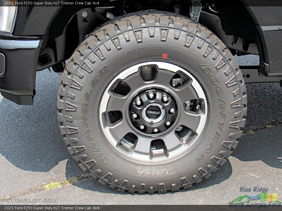 2023 Ford F250 Super Duty XLT Tremor Crew Cab 4x4 Wheel and Tire Photo #146239551