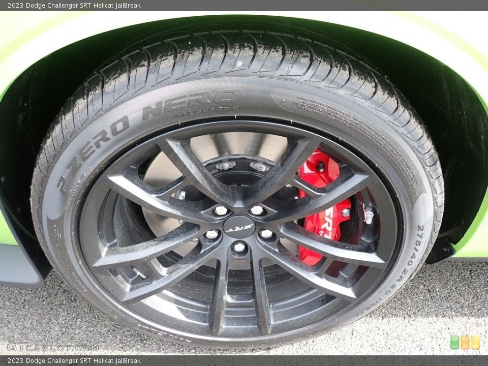 2023 Dodge Challenger SRT Hellcat JailBreak Wheel and Tire Photo #146251716