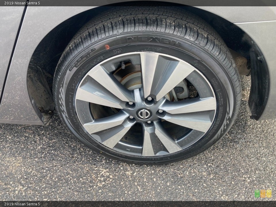 2019 Nissan Sentra S Wheel and Tire Photo #146271107