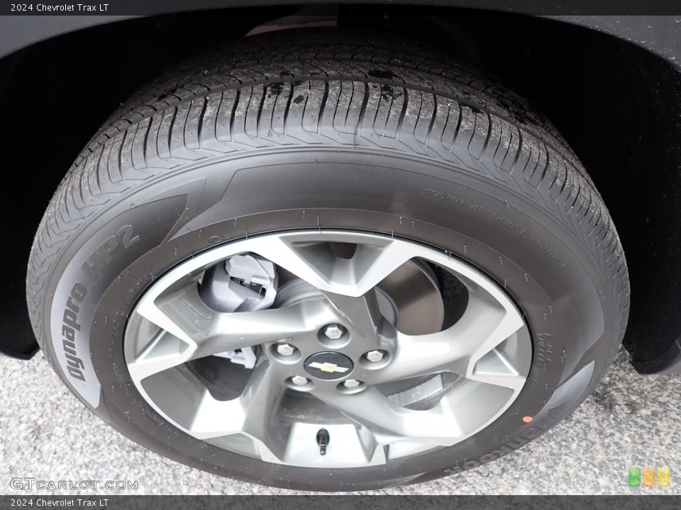 2024 Chevrolet Trax LT Wheel and Tire Photo #146287646