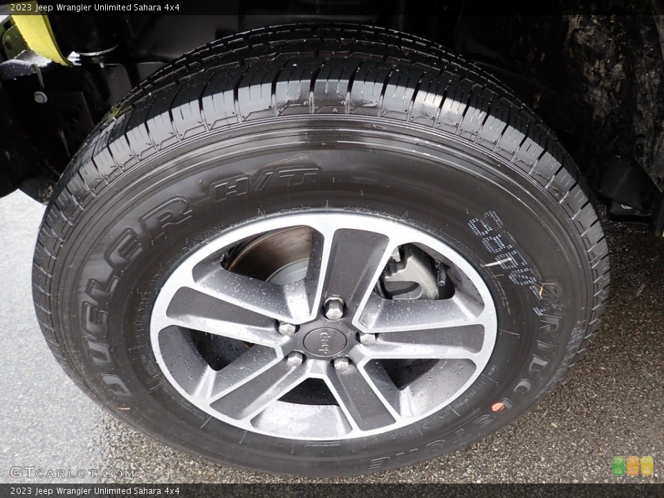 2023 Jeep Wrangler Unlimited Sahara 4x4 Wheel and Tire Photo #146344147