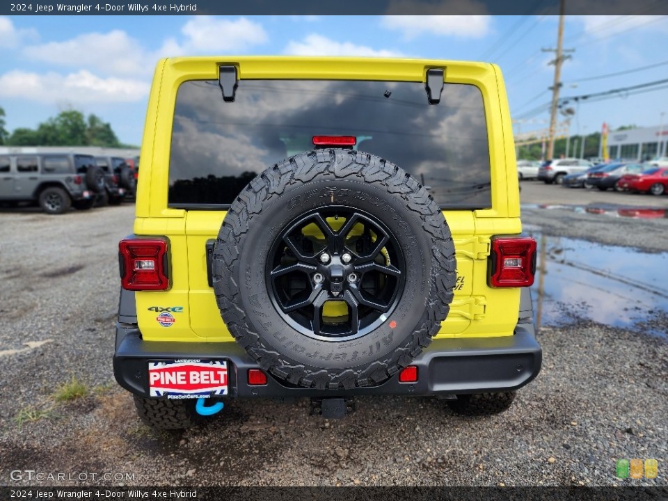2024 Jeep Wrangler 4-Door Willys 4xe Hybrid Wheel and Tire Photo #146350435