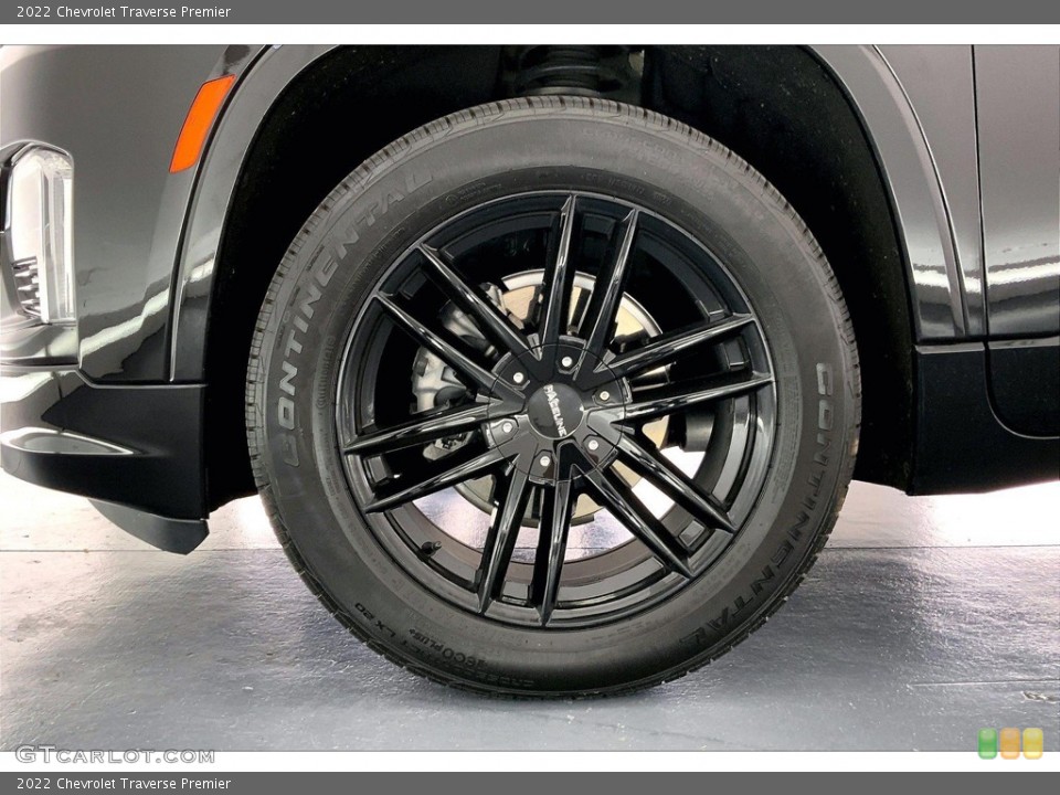 2022 Chevrolet Traverse Premier Wheel and Tire Photo #146388643