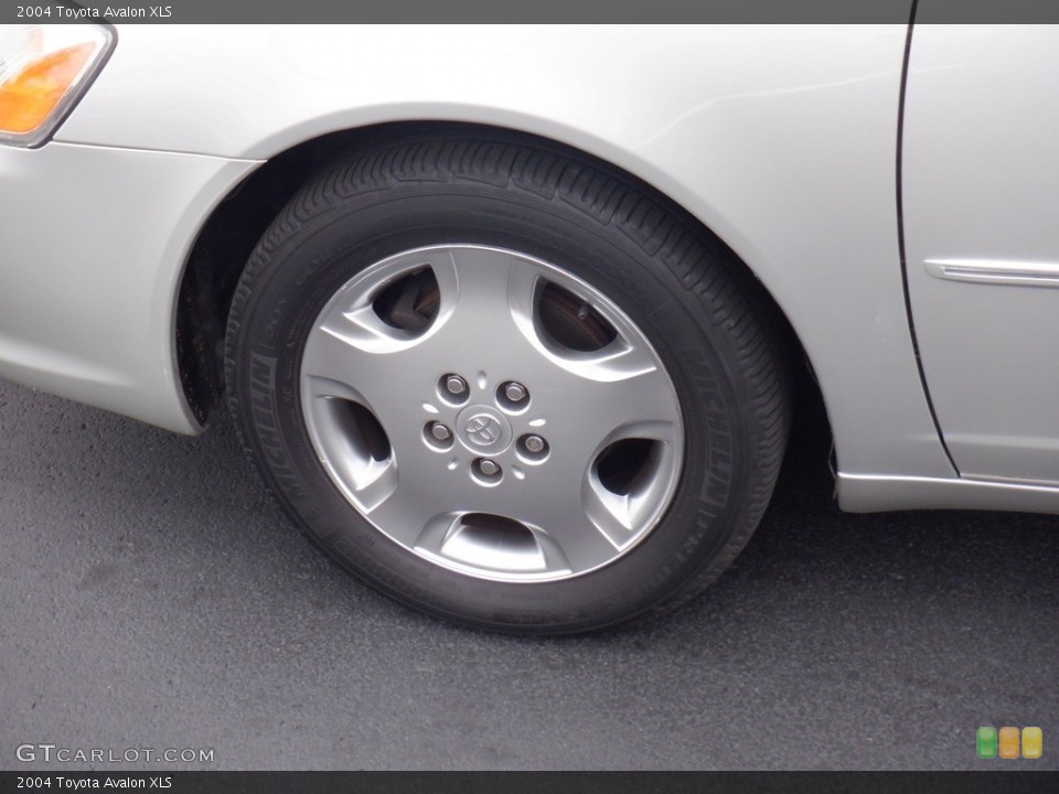 2004 Toyota Avalon XLS Wheel and Tire Photo #146389199