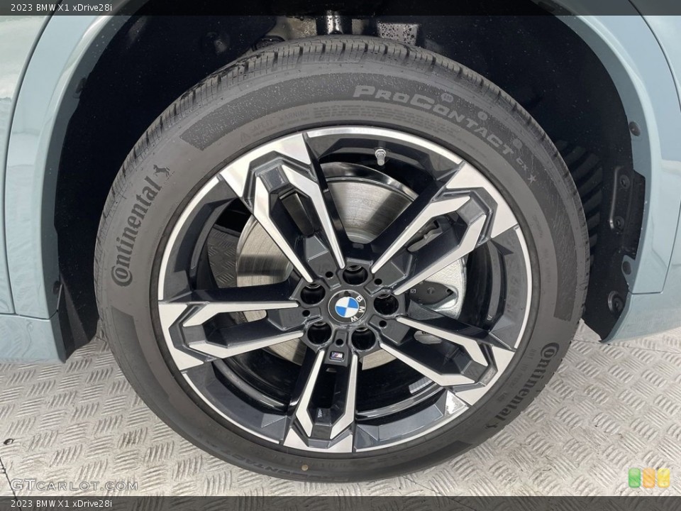 2023 BMW X1 xDrive28i Wheel and Tire Photo #146569445