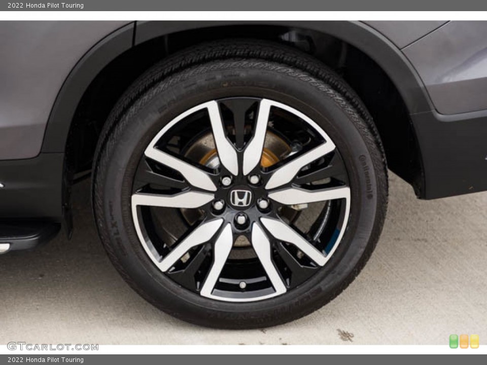 2022 Honda Pilot Touring Wheel and Tire Photo #146632000