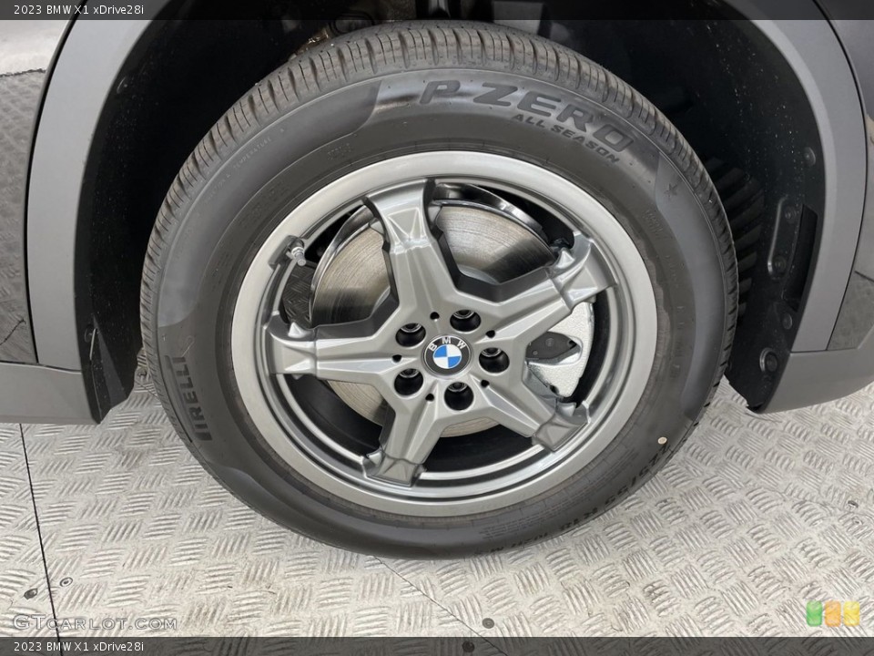 2023 BMW X1 Wheels and Tires