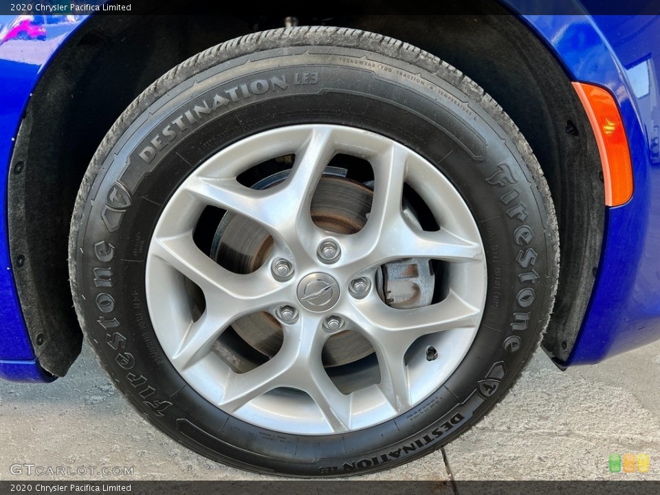2020 Chrysler Pacifica Limited Wheel and Tire Photo #146667650