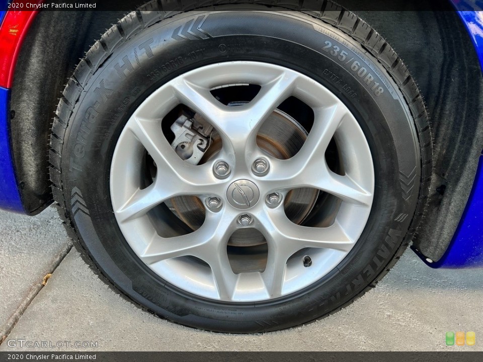 2020 Chrysler Pacifica Limited Wheel and Tire Photo #146667683