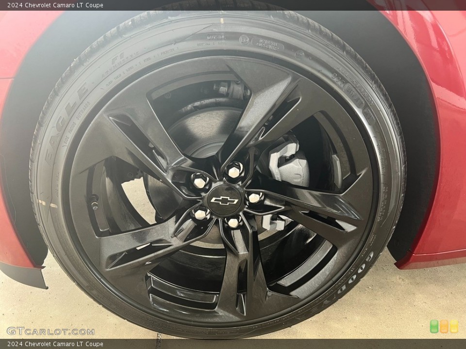 2024 Chevrolet Camaro LT Coupe Wheel and Tire Photo #146692997
