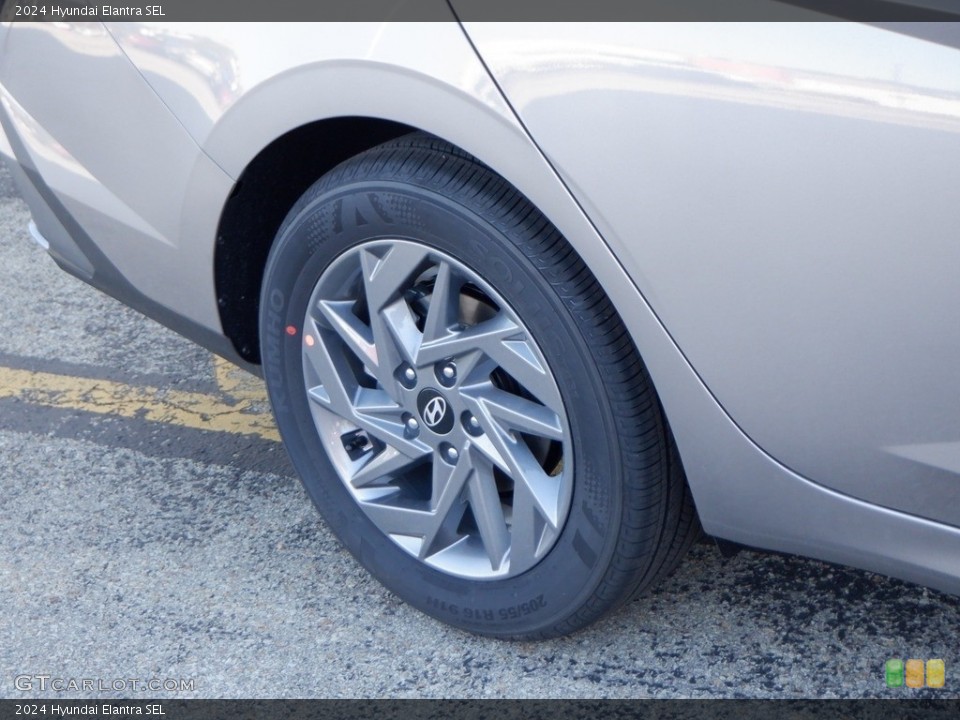 2024 Hyundai Elantra SEL Wheel and Tire Photo #146717062