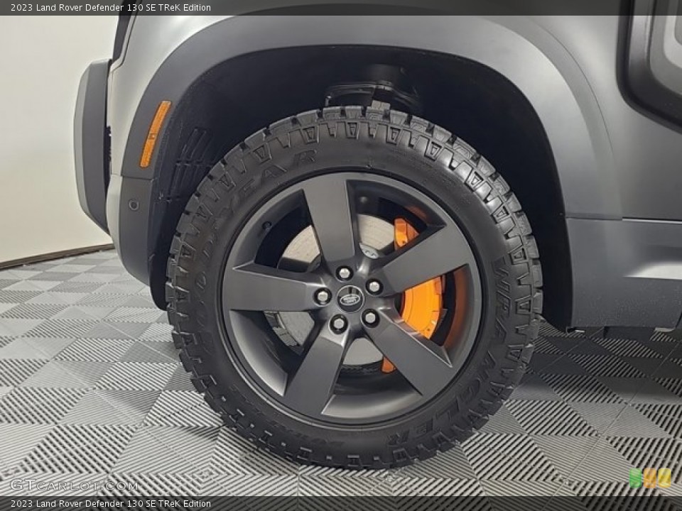 2023 Land Rover Defender 130 SE TReK Edition Wheel and Tire Photo #146730221