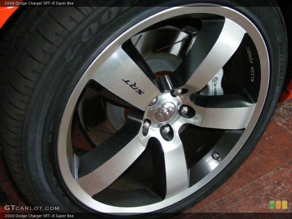 2009 Dodge Charger SRT-8 Super Bee Wheel and Tire Photo #14762296