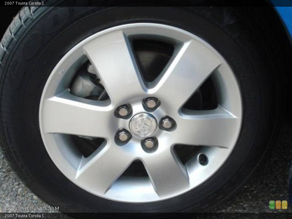 2007 Toyota Corolla S Wheel and Tire Photo #14910190
