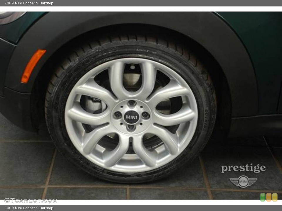 2009 Mini Cooper S Hardtop Wheel and Tire Photo #16527968