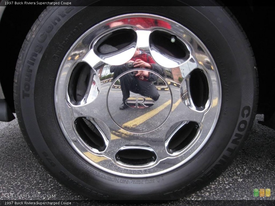 1997 Buick Riviera Supercharged Coupe Wheel and Tire Photo #20493469