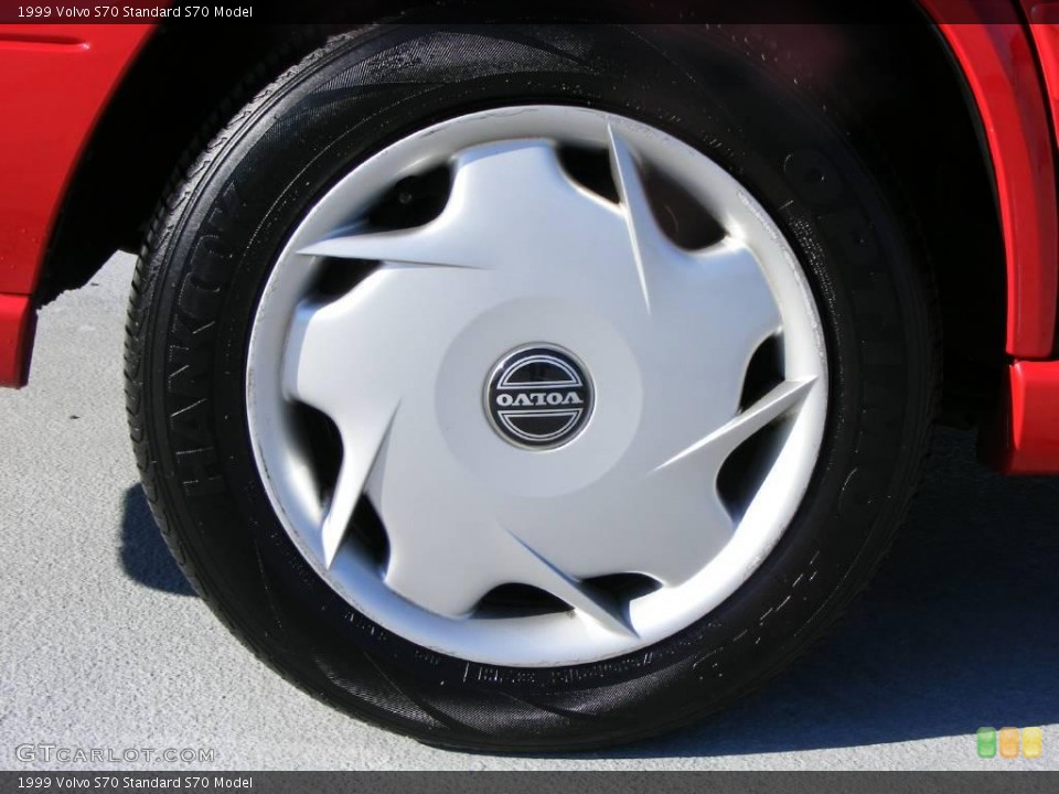 1999 Volvo S70 Wheels and Tires