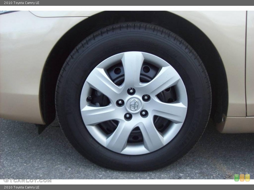 2010 Toyota Camry LE Wheel and Tire Photo #24335067