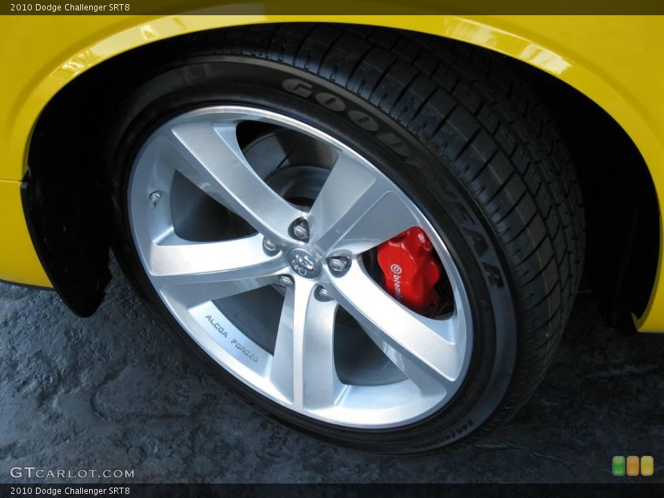2010 Dodge Challenger SRT8 Wheel and Tire Photo #24660788