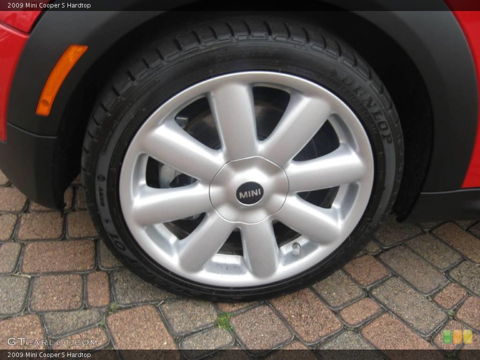 2009 Mini Cooper S Hardtop Wheel and Tire Photo #25333598