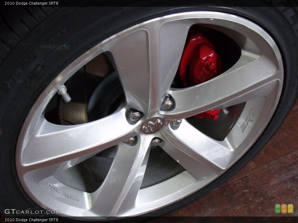 2010 Dodge Challenger SRT8 Wheel and Tire Photo #27637019