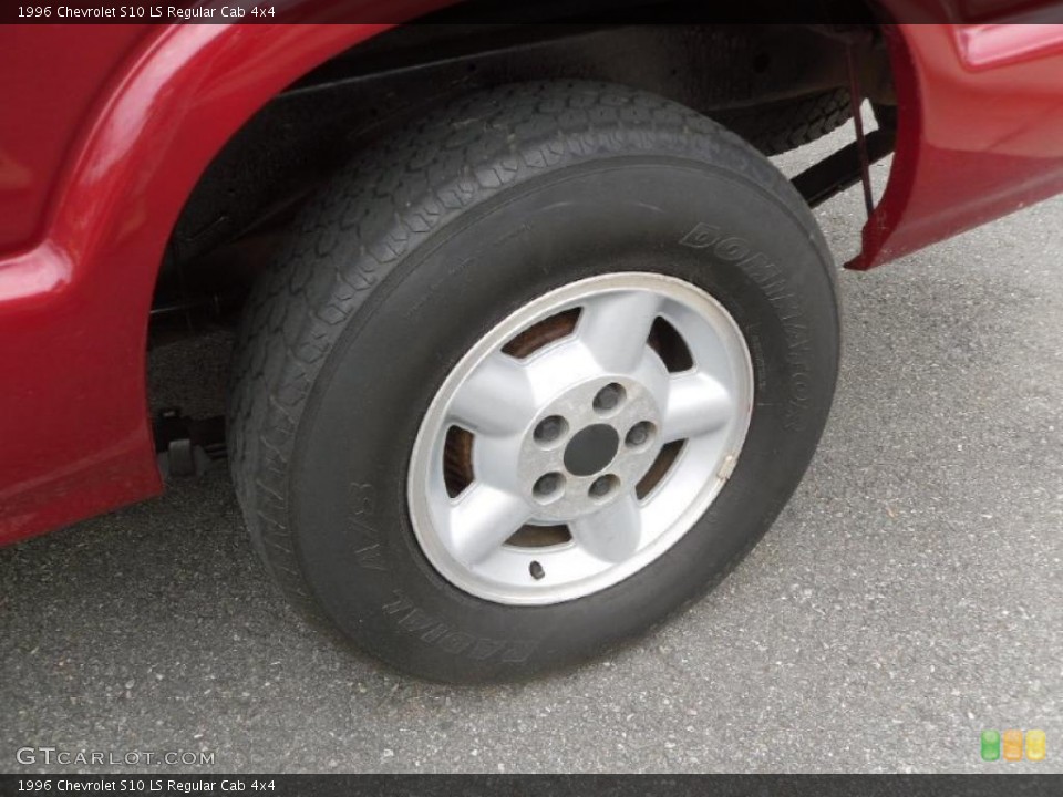 1996 Chevrolet S10 LS Regular Cab 4x4 Wheel and Tire Photo #29111446