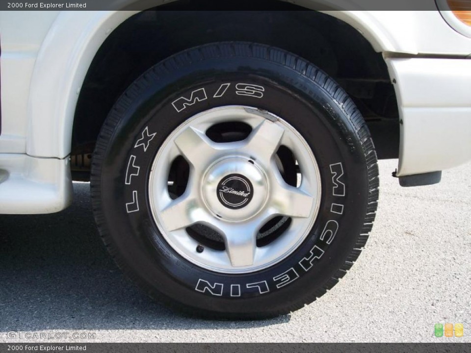 2000 Ford Explorer Limited Wheel and Tire Photo #29945194