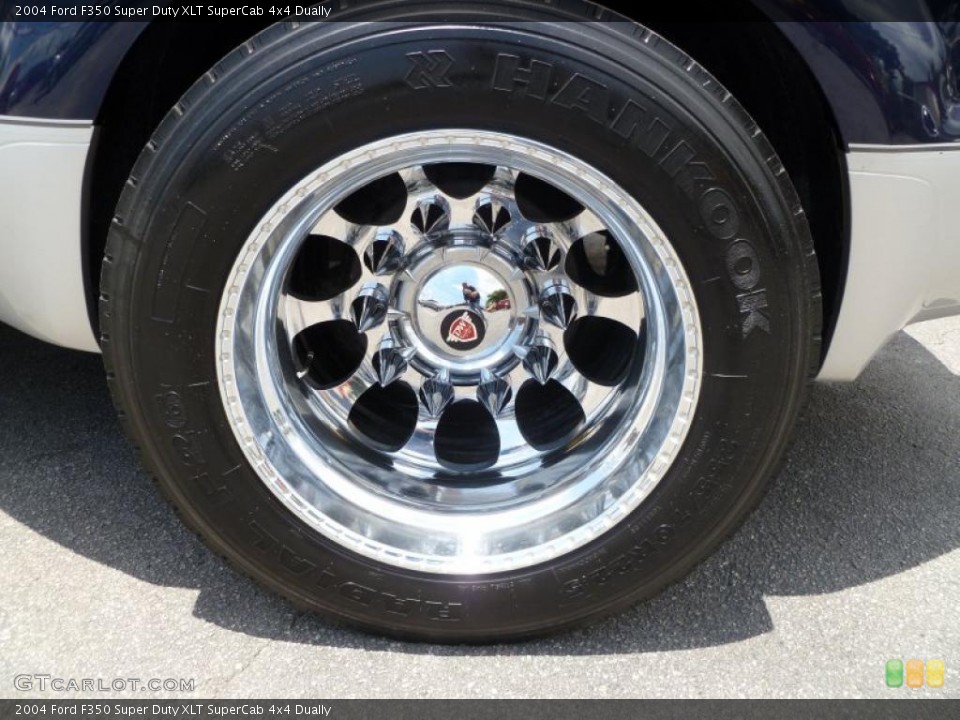 2004 Ford F350 Super Duty Custom Wheel and Tire Photo #32754678