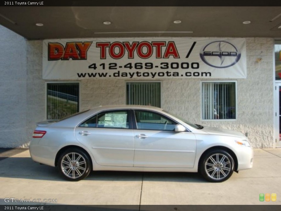 2011 Toyota Camry Custom Wheel and Tire Photo #32847294