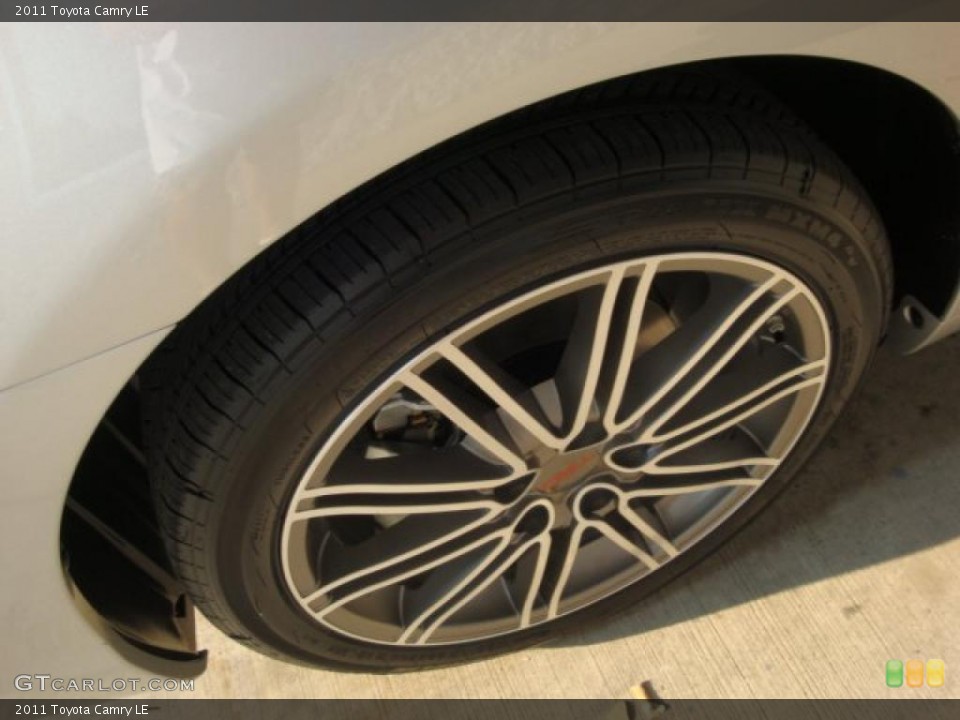 2011 Toyota Camry Custom Wheel and Tire Photo #32847378