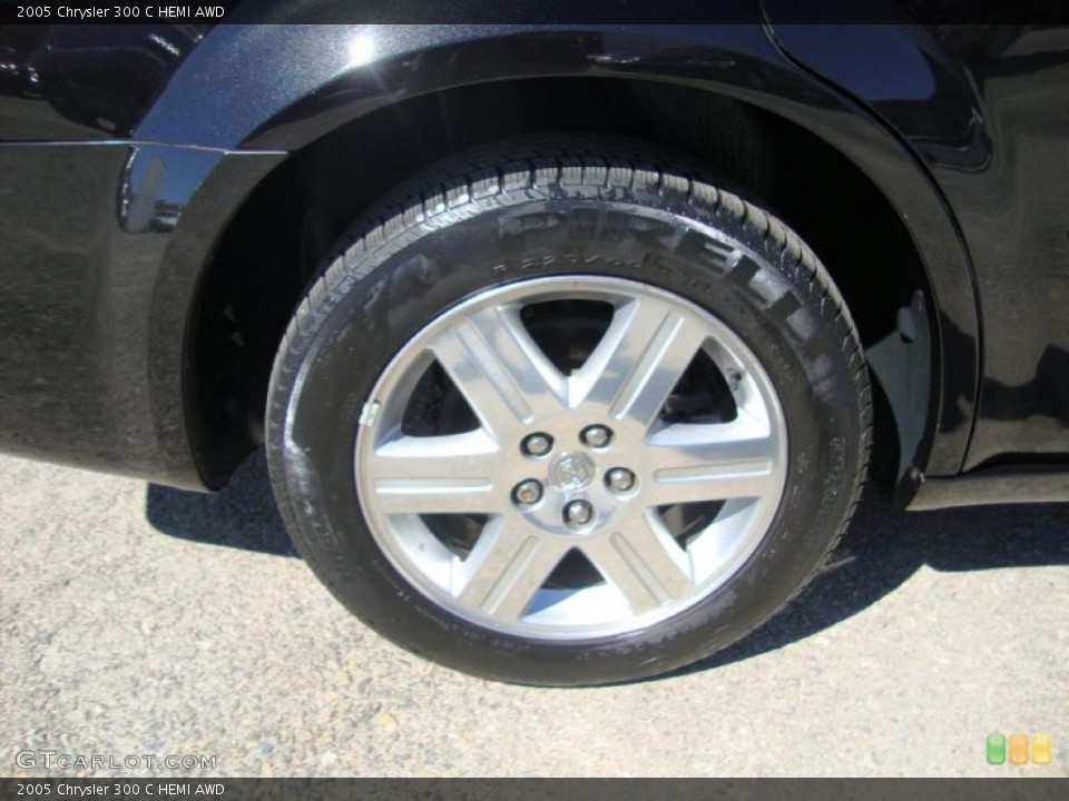 2005 Chrysler 300 C HEMI AWD Wheel and Tire Photo #36781247