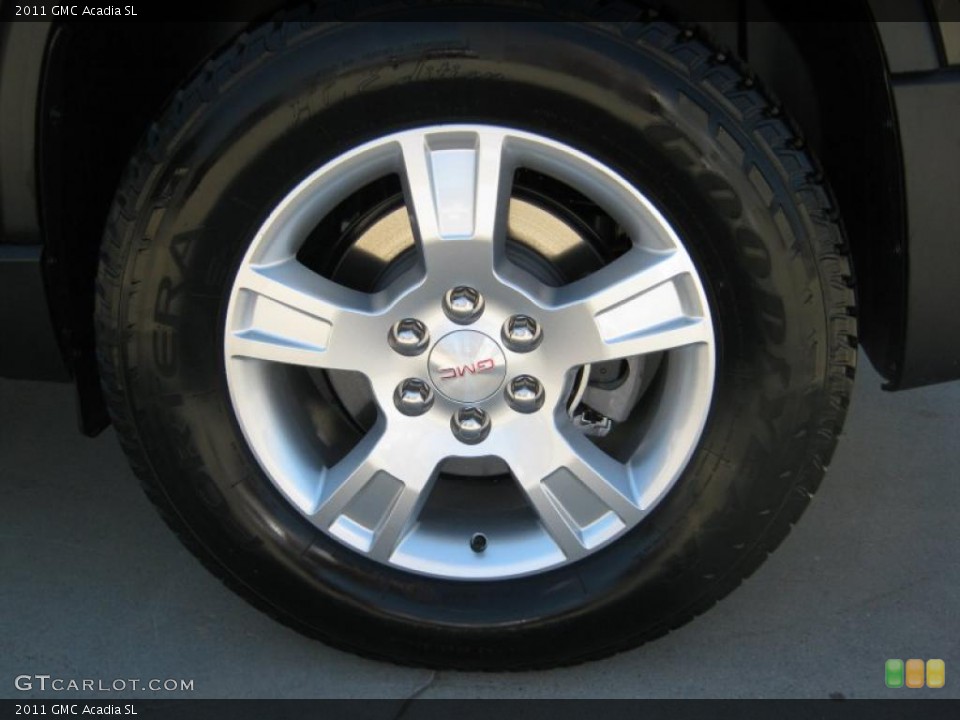 2011 GMC Acadia SL Wheel and Tire Photo #37351900