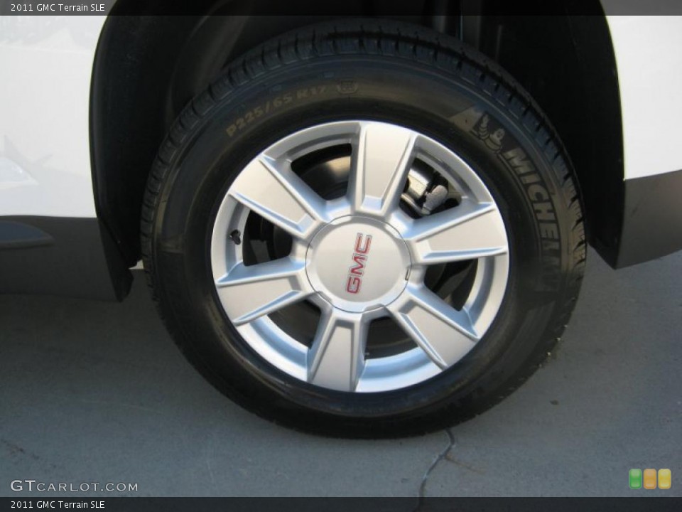 2011 GMC Terrain SLE Wheel and Tire Photo #37353072