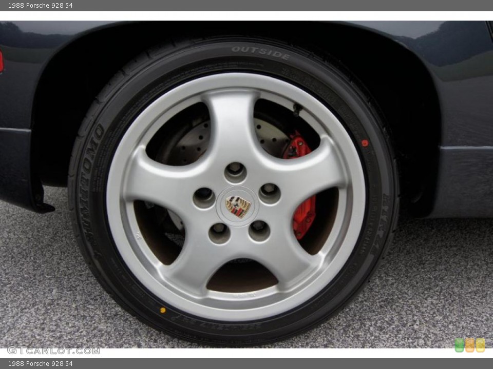 1988 Porsche 928 S4 Wheel and Tire Photo #37379281