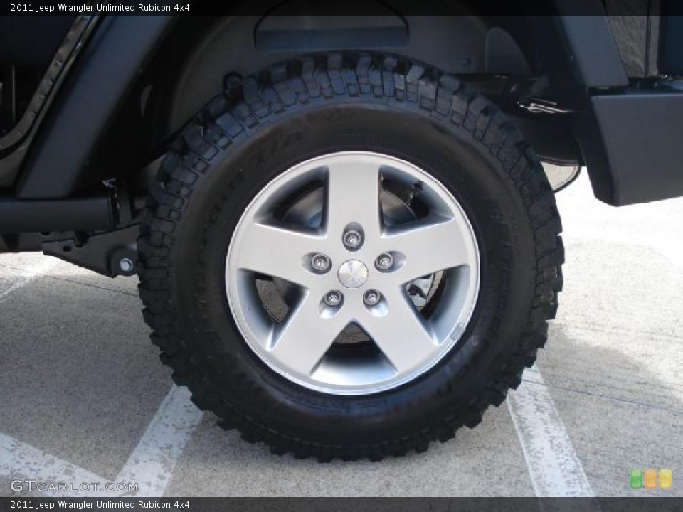 2011 Jeep Wrangler Unlimited Rubicon 4x4 Wheel and Tire Photo #37382269