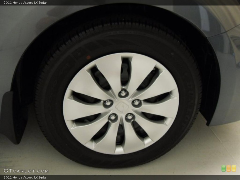 2011 Honda Accord LX Sedan Wheel and Tire Photo #37451305