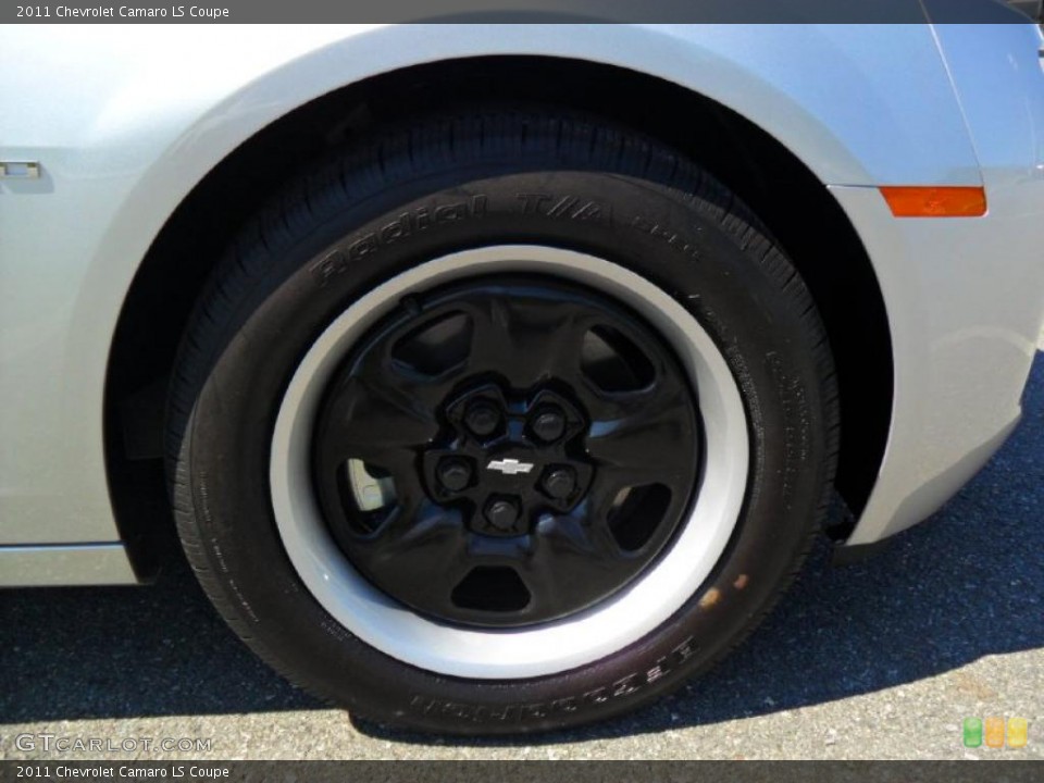 2011 Chevrolet Camaro LS Coupe Wheel and Tire Photo #37456405