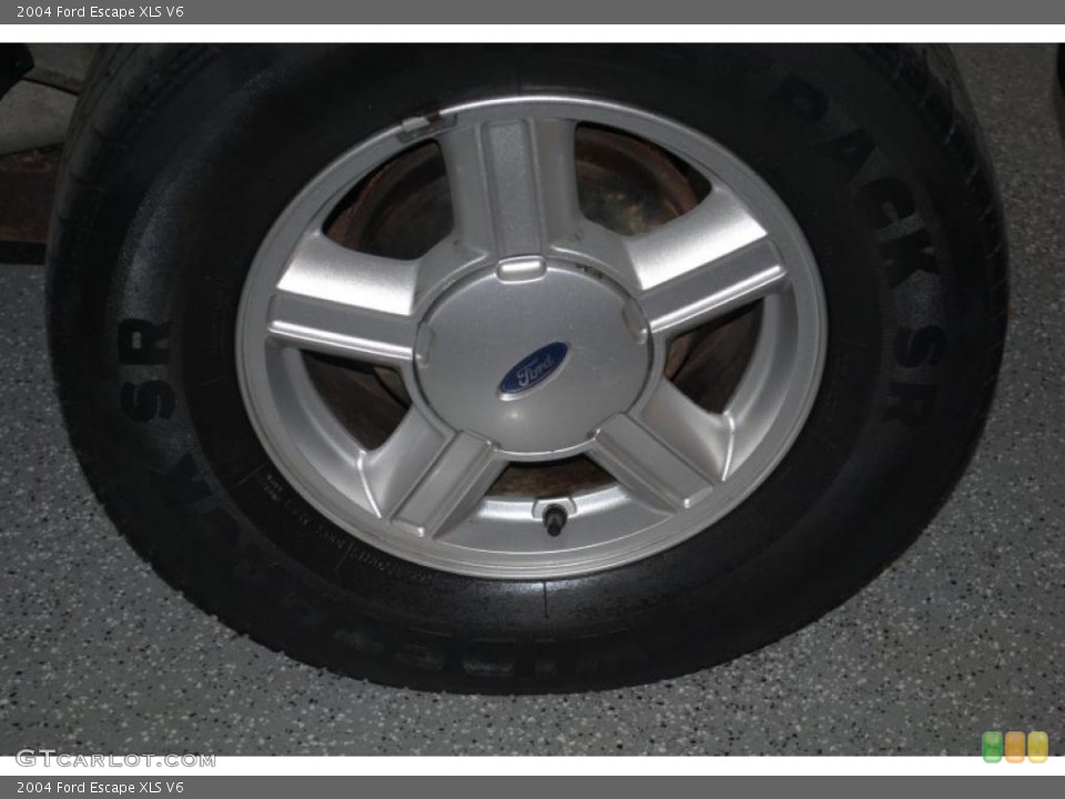 2004 Ford Escape XLS V6 Wheel and Tire Photo #37465825