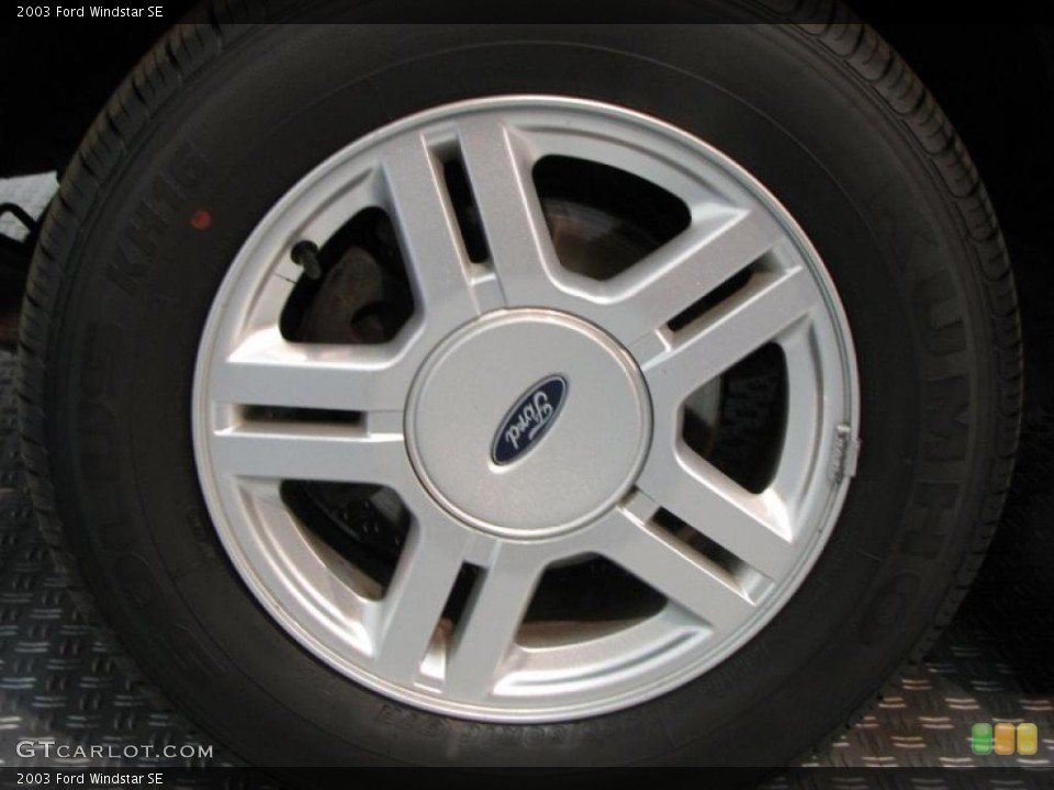 2003 Ford Windstar SE Wheel and Tire Photo #37481897